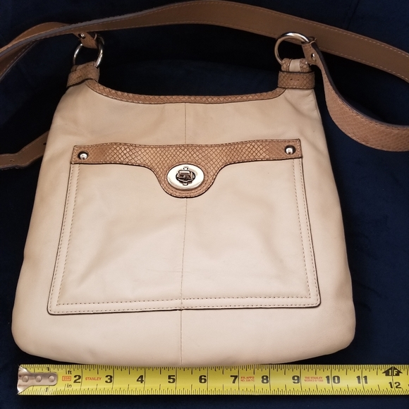 Coach Penelope F16533 Crossbody Bag Ivory Leather/Tan Snakeskin Embossed Trim - Picture 15 of 16